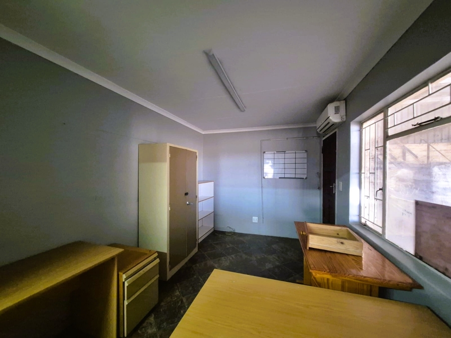 Commercial Property for Sale in Sasolburg Industrial Zone 2 Free State